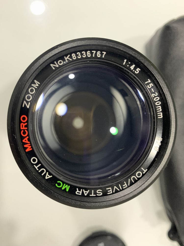 Objectiva analogica para Nikon 75-200 marca Toyo Optics impecavel