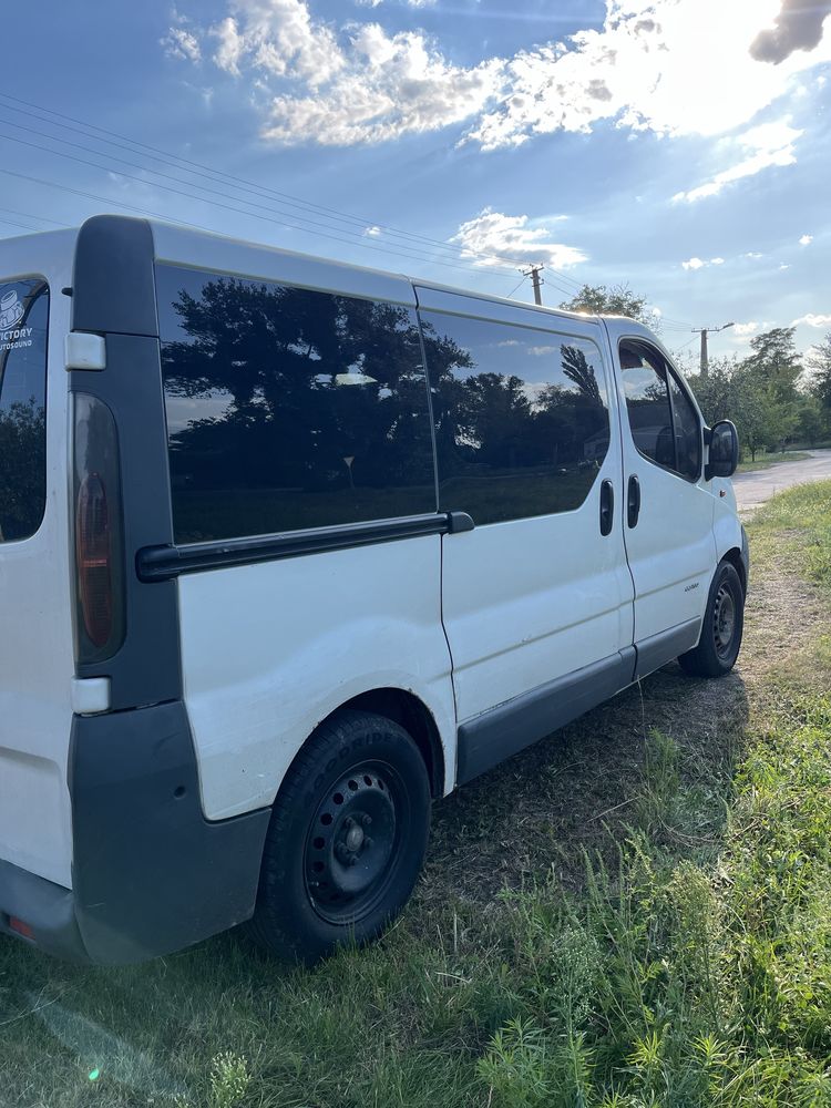 Продам Renault Trafic 1.9dci