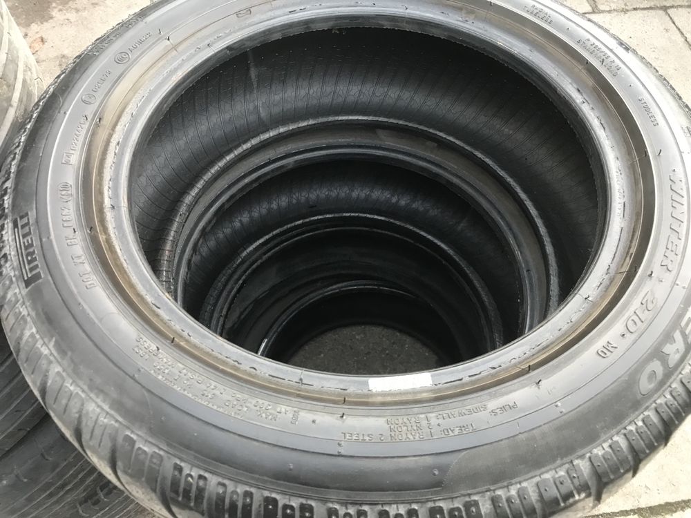 2 szt.opony zimowe 5.5 mm 205/55R16 Pirelli Sottozero Winter 210