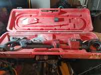 Elektronarzędzia i narzędzia ręczne dla budowlańca DeWalt Milwaukee