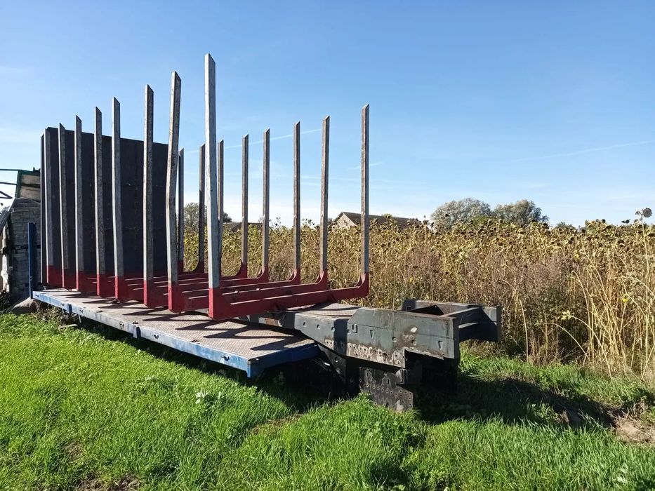 Zabudowa do drewna drzewa Volvo hds