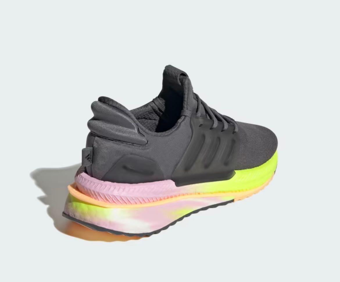 Жіночі Кросівки adidas PLRBOOST (36 розмір)