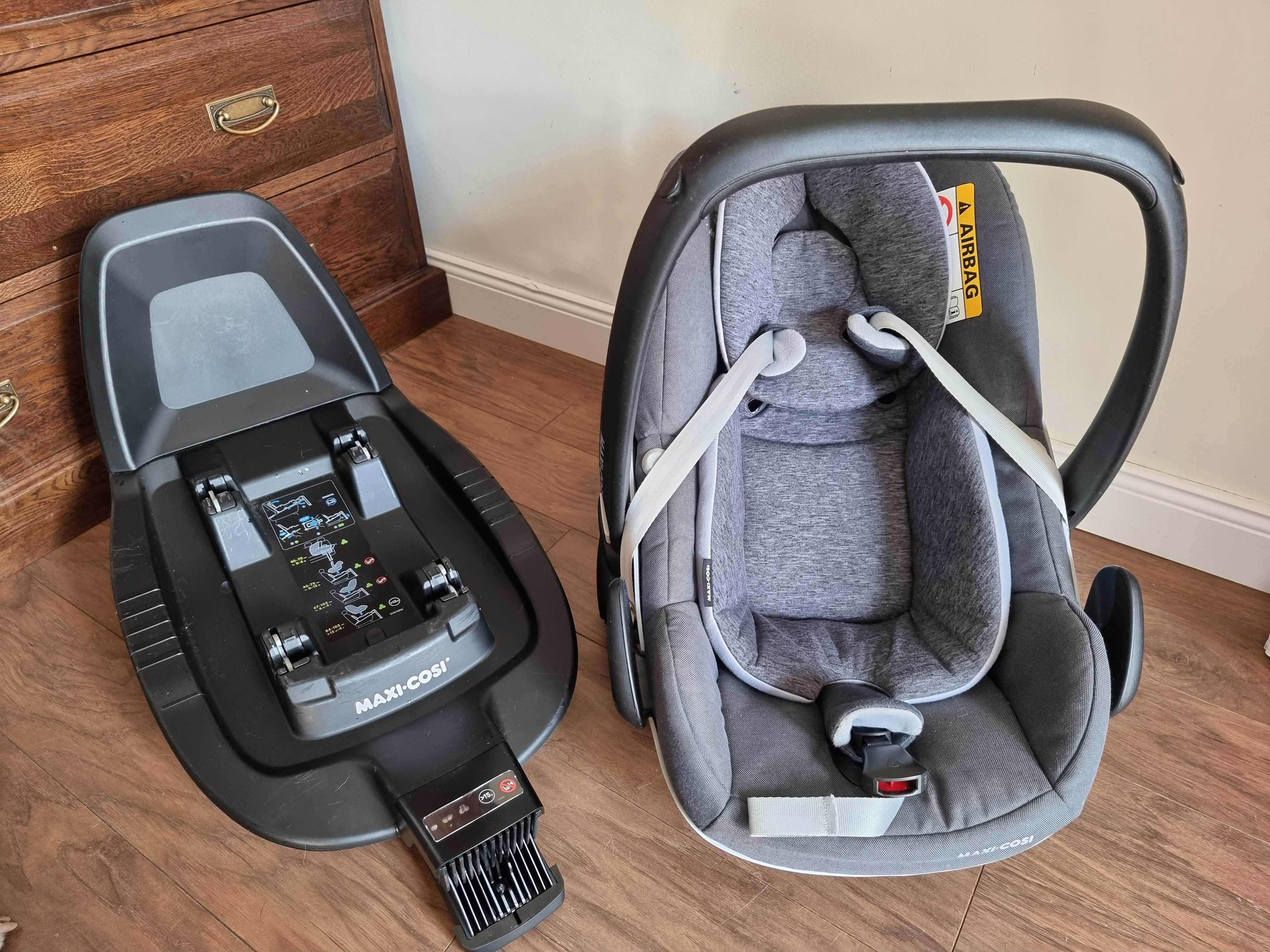 Fotelik samochodowy Maxi Cosi pebble pro z bazą isoFix