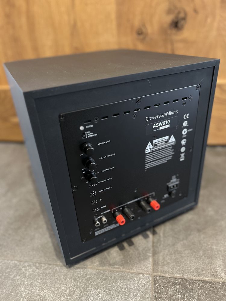 Subwoofer Bowers & Wilkins ASW608