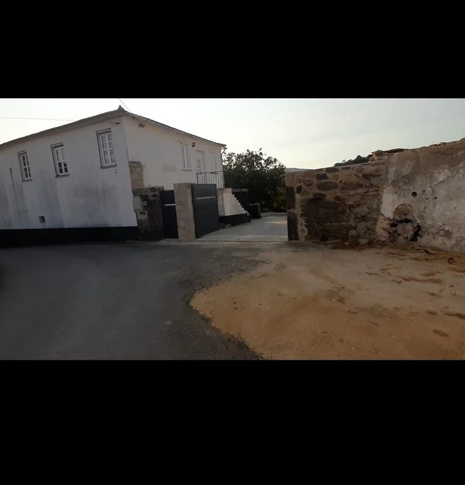 Casa geminada  restaurada