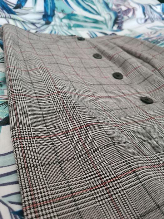 Ołówkowa spódnica w szarą kratkę H&M