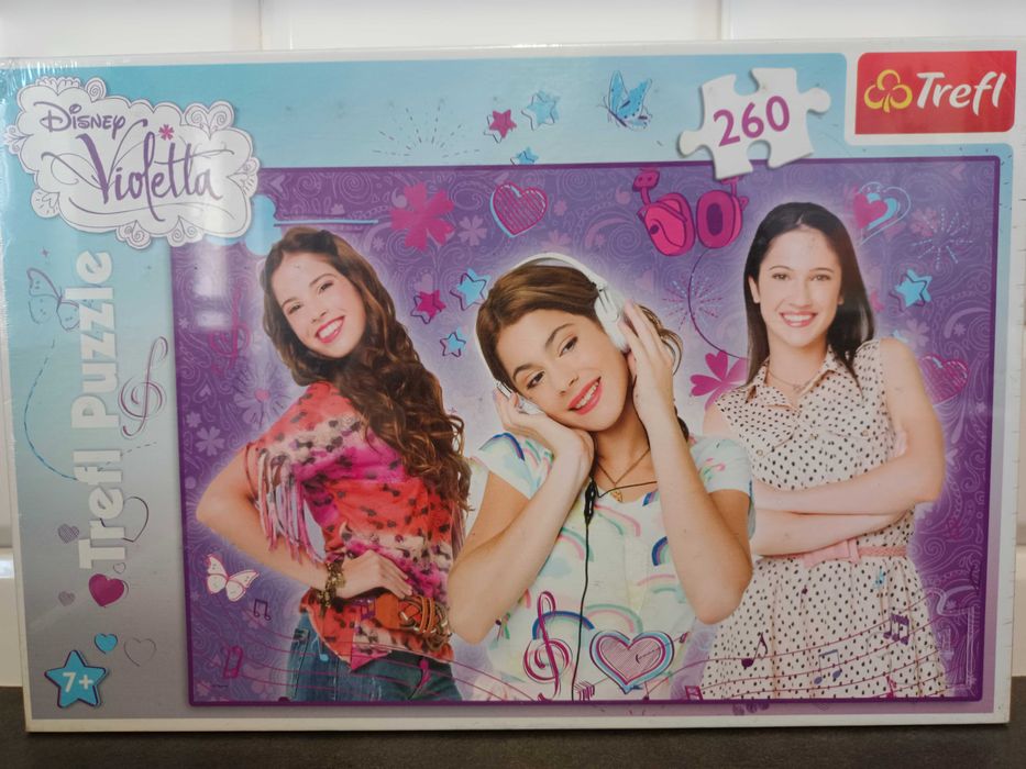 Puzzle Violetta 260 elementów 
Puzzle tradycyjne Disney Violetta 260 e