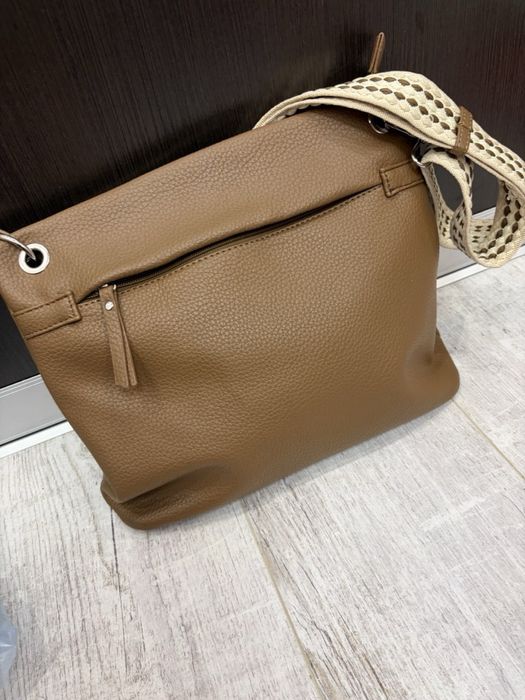 Сумка коричневого кольору