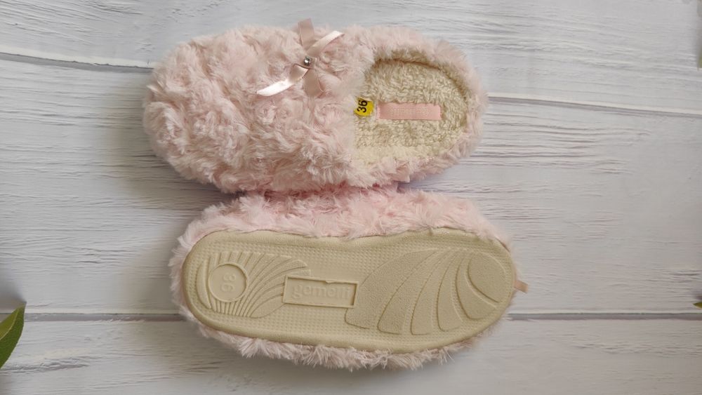 Новые женские тапочки Gemelli и домашние сапожки