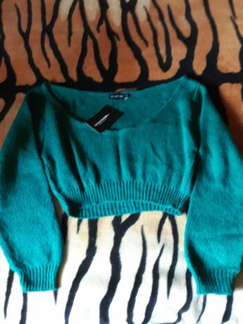 Krótki sweterek ciemna zielen,rozmiar M,nowy z metká,PLT