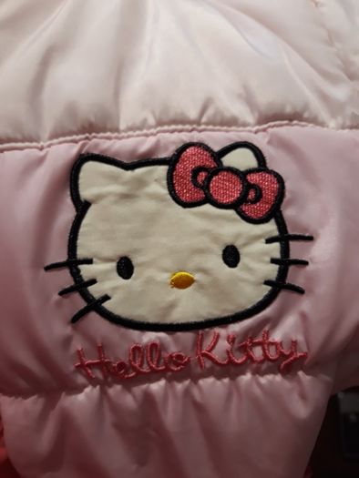 Демисезонная куртка на девочку Sanrio Hello Kitty