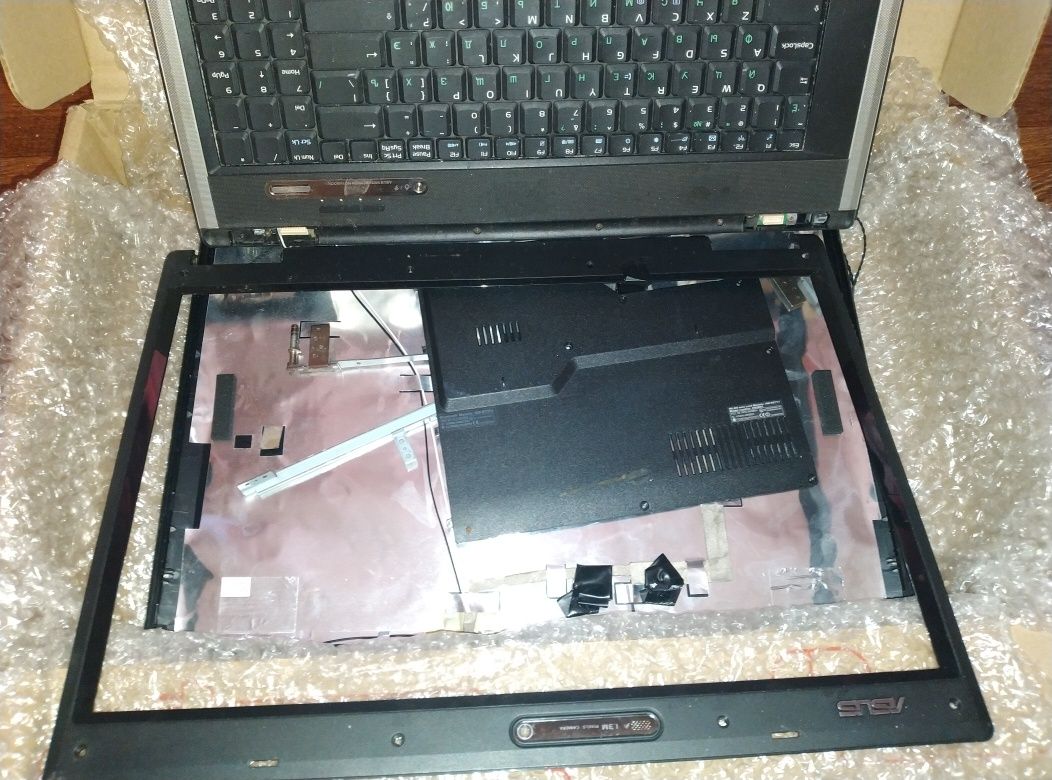 Разборка asus f7z f7s Samsung rv508, r523, r525, r528