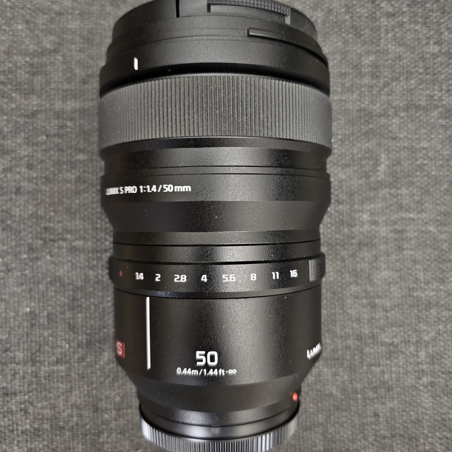 Об'єктив Panasonic Lumix S PRO 50 mm f/1.4