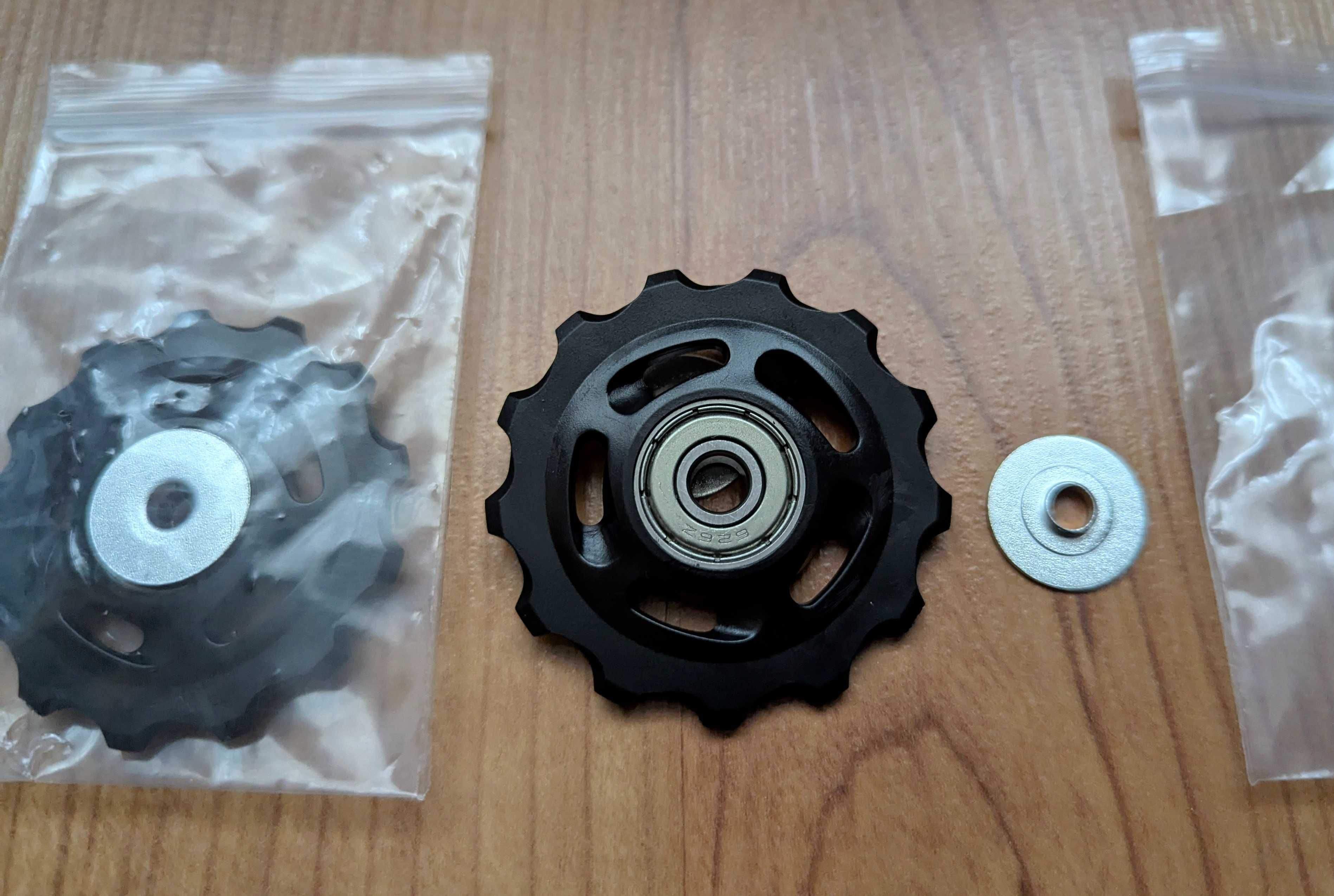 Набор роликов для заднего переключателя 13T на промподшипнике Shimano