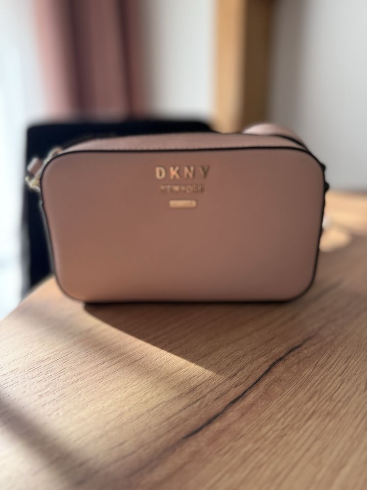 Torebka Dkny skorzana