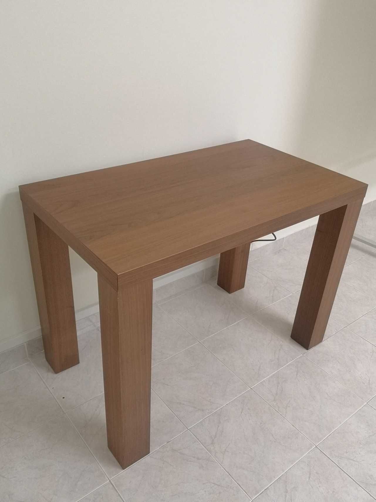 Mesa cor nogueira Bo Concept 102x60x74cms