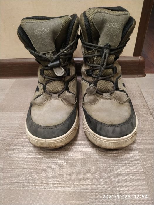 ECCO ботинки зимние, черевики 39 размер