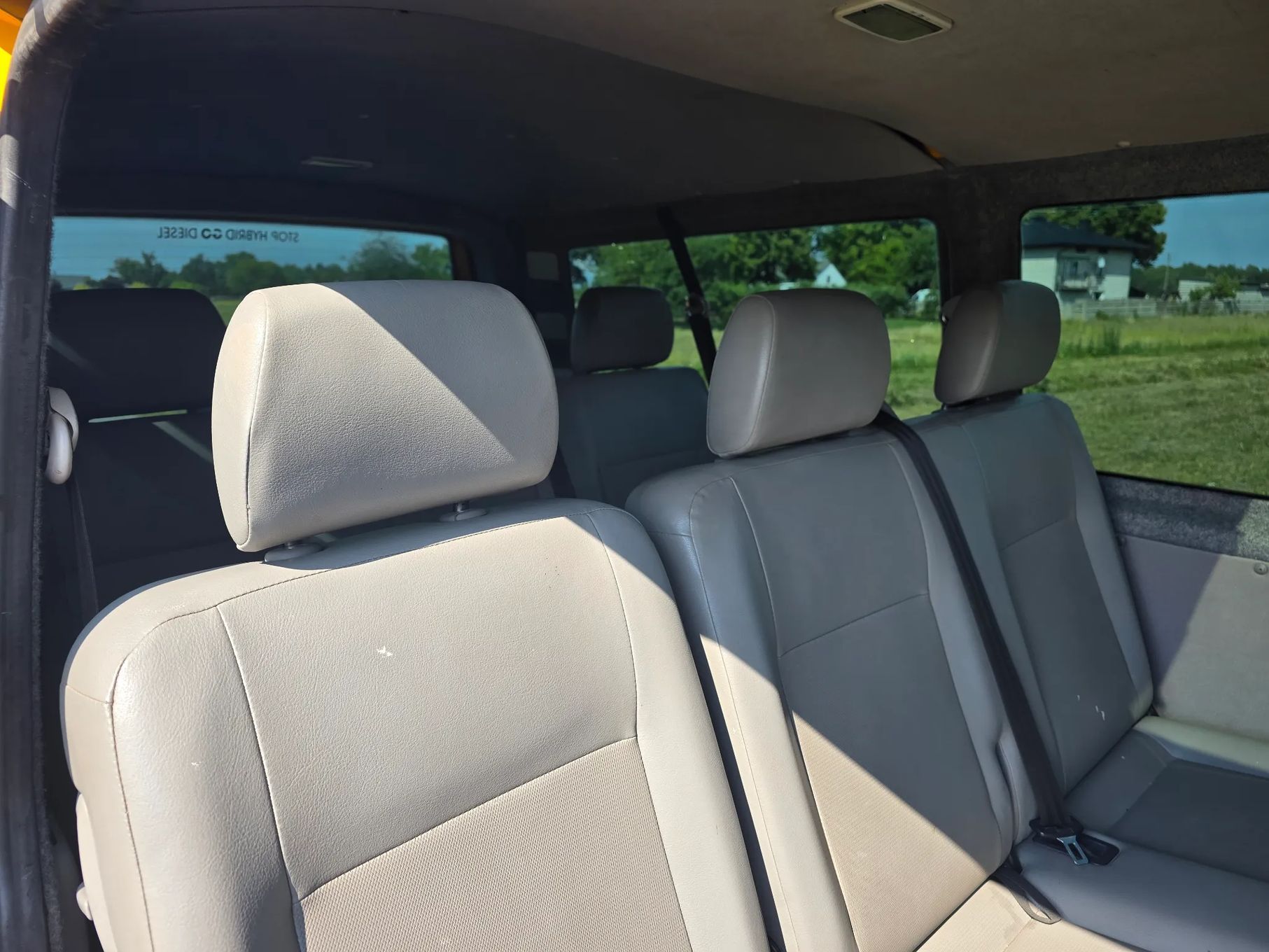Volkswagen Transporter 1.9 TDI Long 9 osobowy