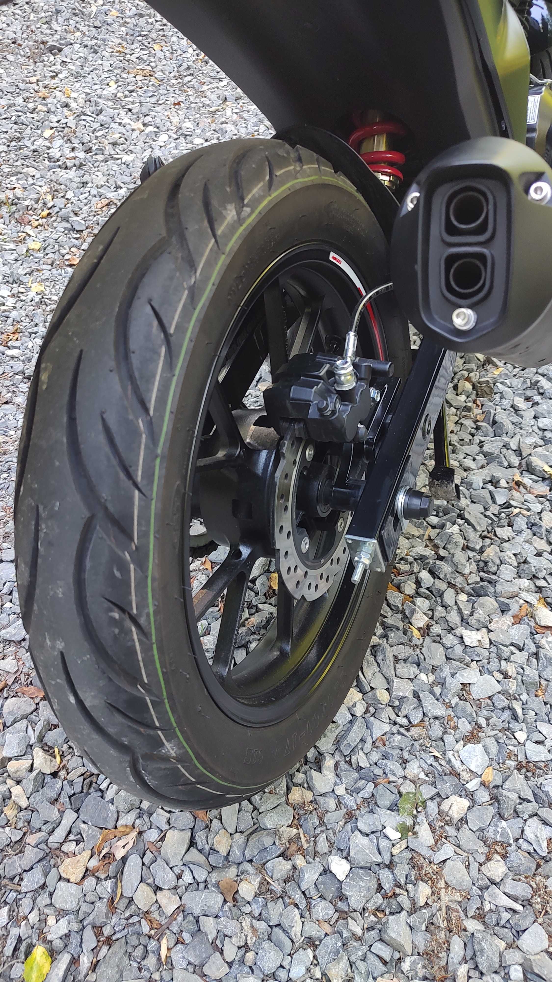 Keeway RKS 125 Naked 11,6 KM 100 km/h