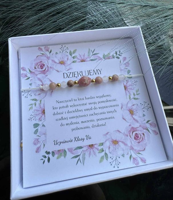 Bransoletka z kamieni naturalnych, z dowolną dedykacją.