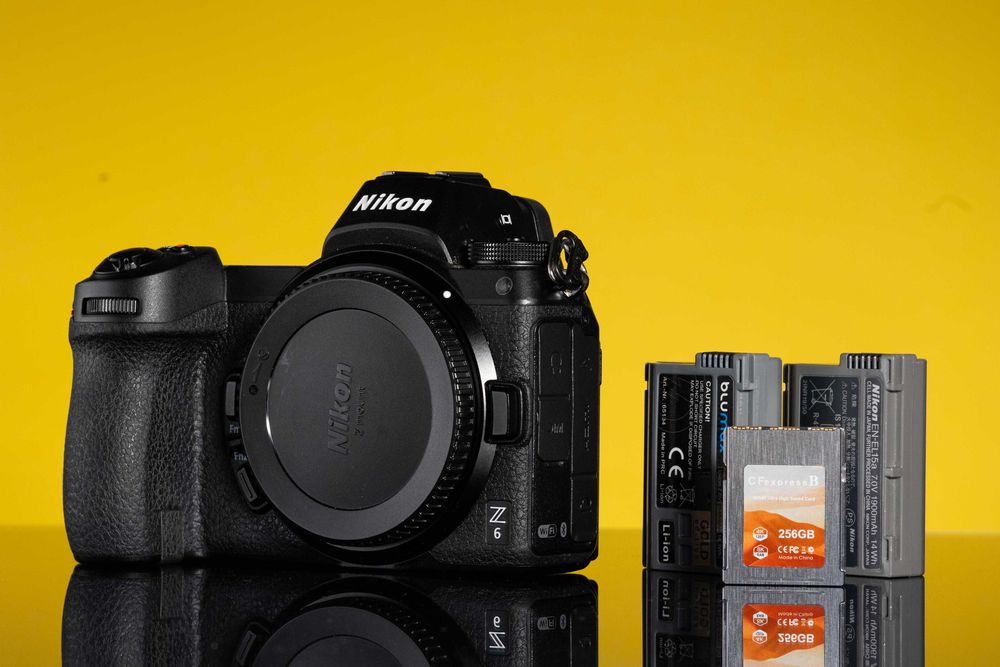 Nikon Z6 + Karta pamięci CFExpress 256 GB + dodatkowy akumulator