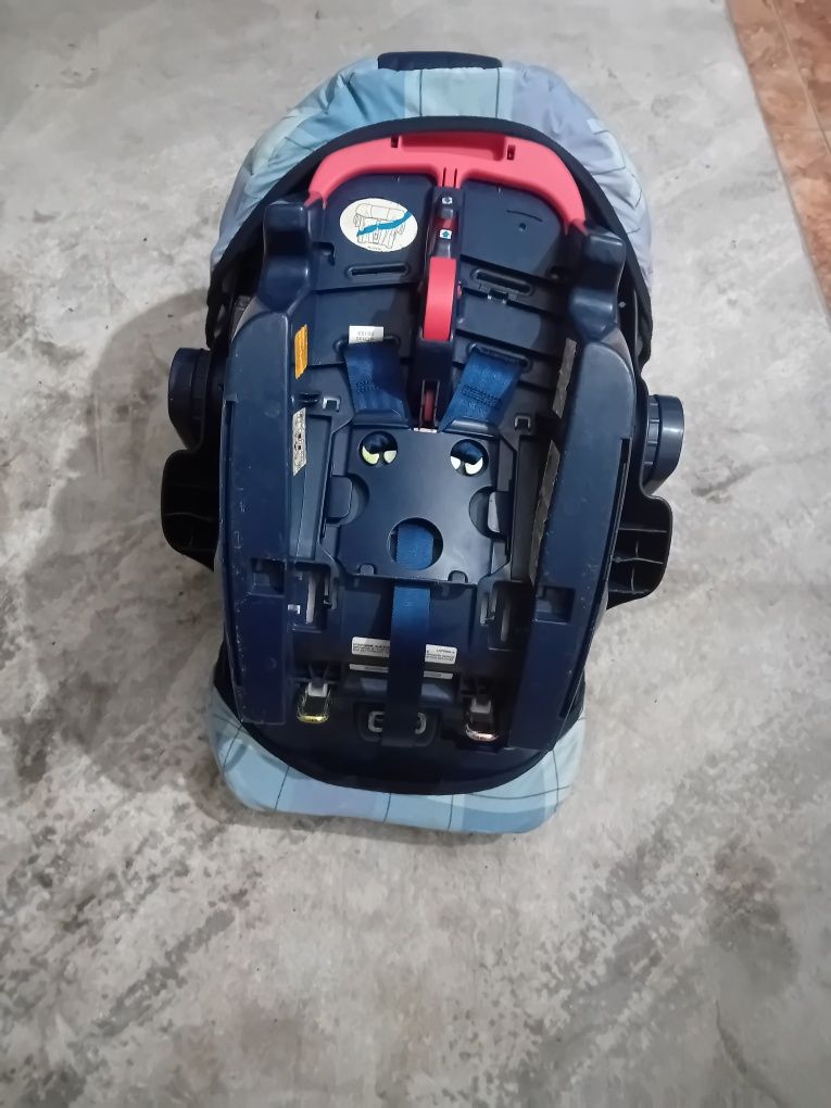 Cadeira auto para bebé