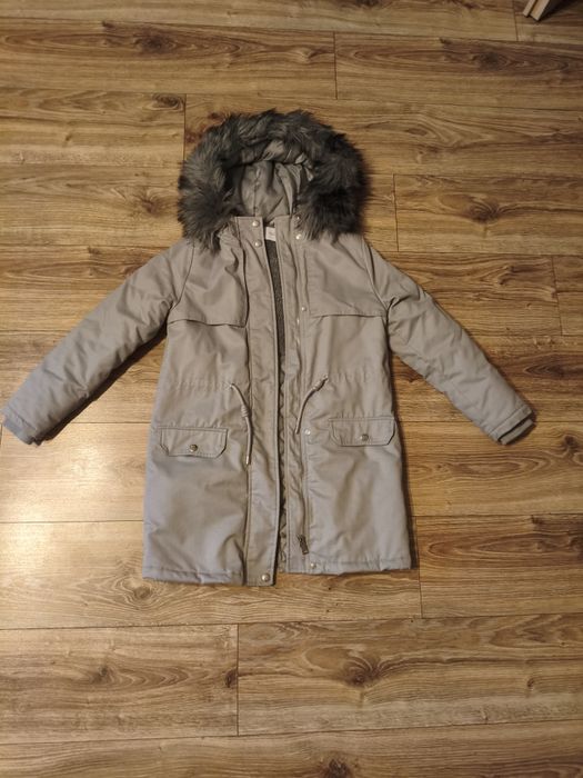 Kurtka ciepła Reserved 140cm