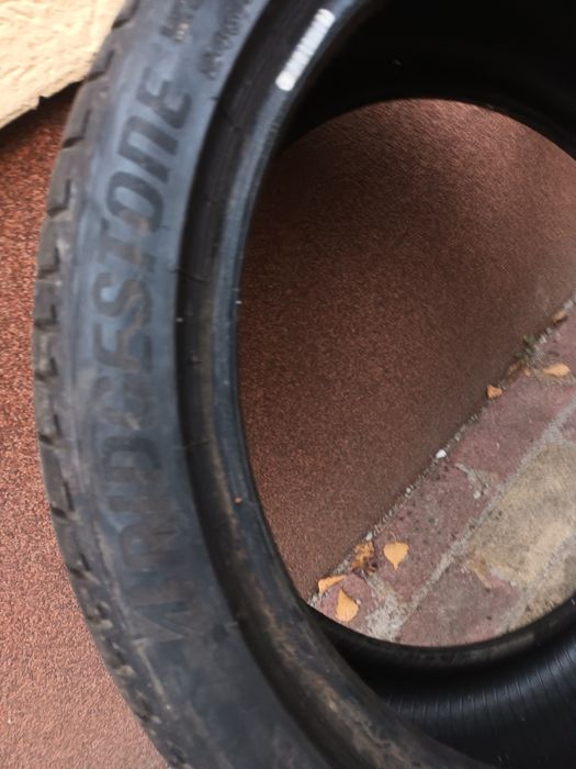 Opony letnie Bridgestone 245/40/r19,rok 2022