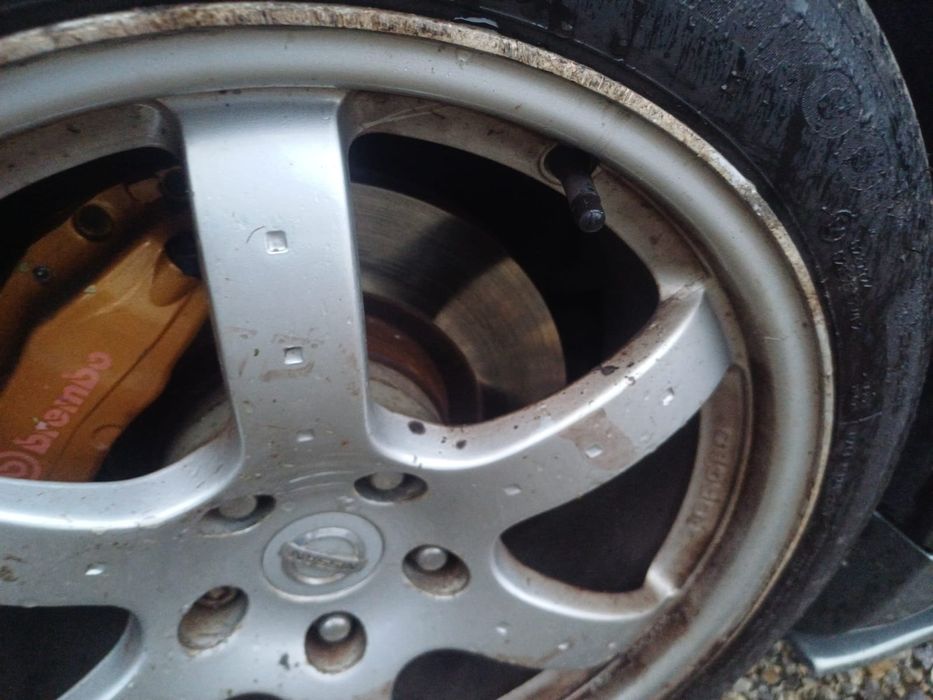 Nissan 350z felgi rays 18" z dystansami