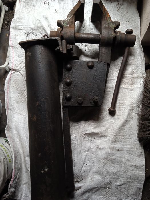 Sprzedam imadło kowalskie