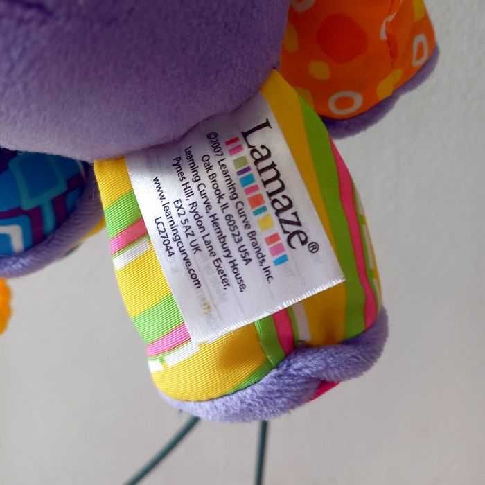 Pluszowa sensoryczna zawieszka, fioletowy Słonik  Tomy Lamaze