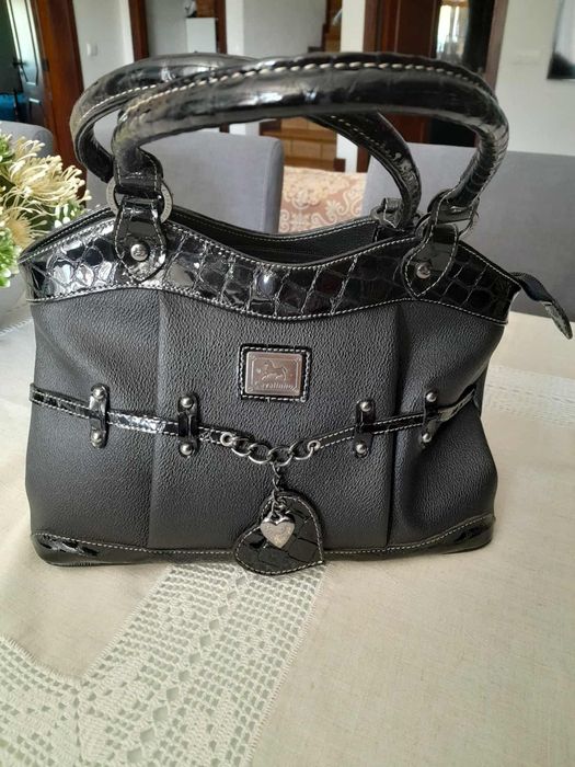 Bolsa preta cavalinho