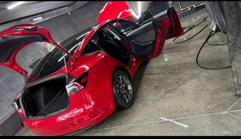 Продать тесла модель 3