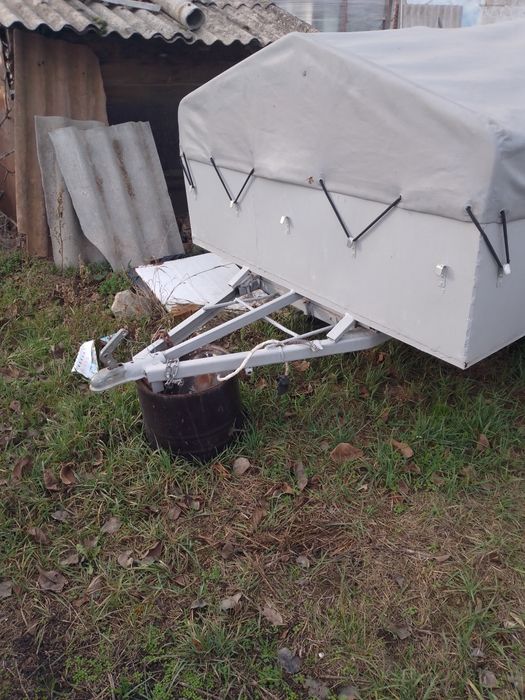 Продам легковой прицеп с документами и страховкой