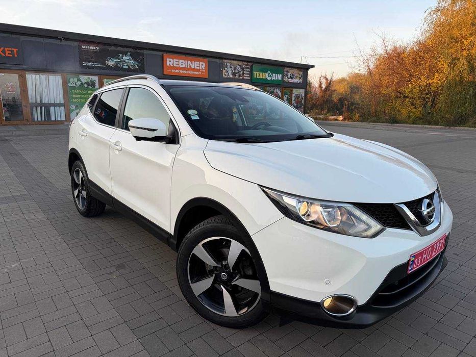 Автомобіль Ніссан Кашкай J11, Nissan Qashqai 1.5 дизель