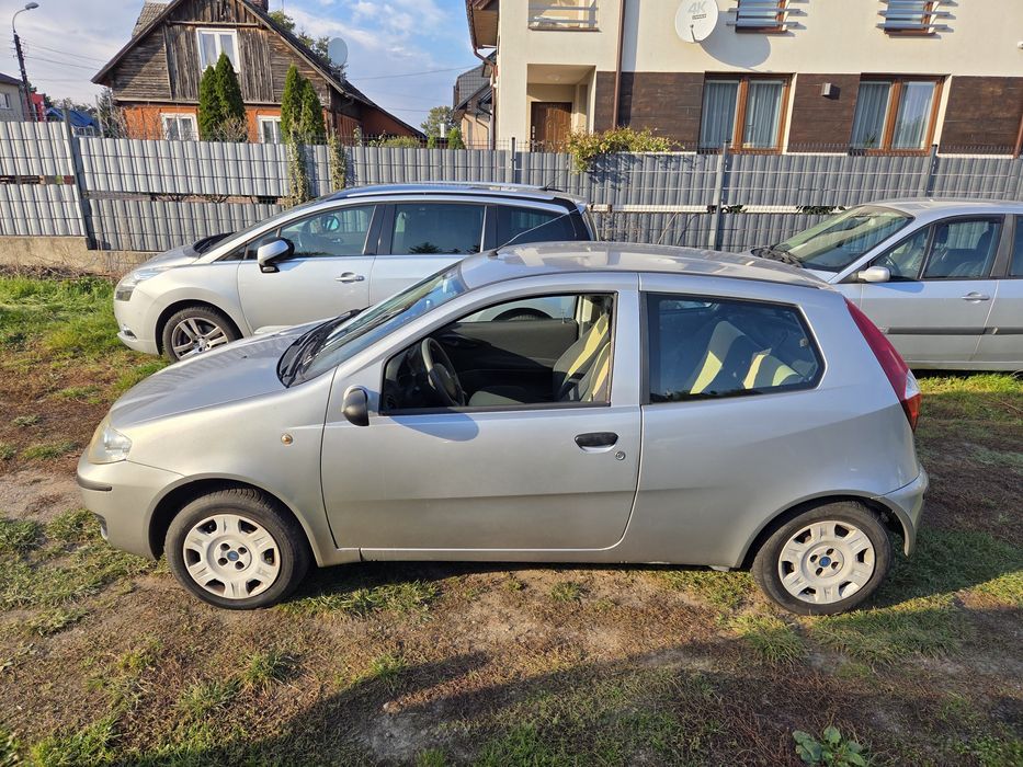 Fiat Punto . Zadbane .Stan bdb. .Klima.2005r.