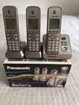 Telefon bezprzewodowy Panasonic KX-TG6723