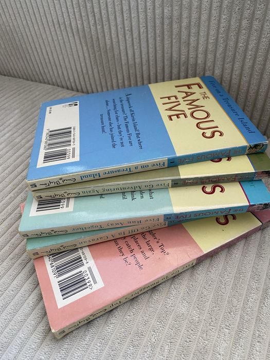 Zestaw książek Słynna piątka, uciekająca razem, Blyton, Enid