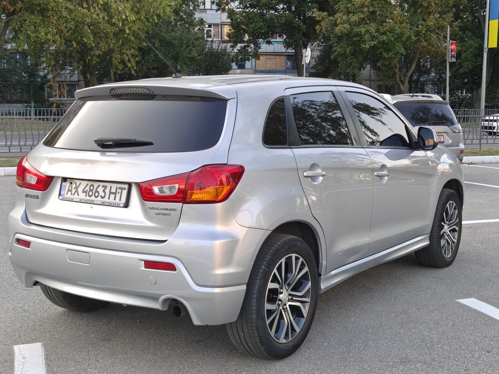Mitsubishi outlander
