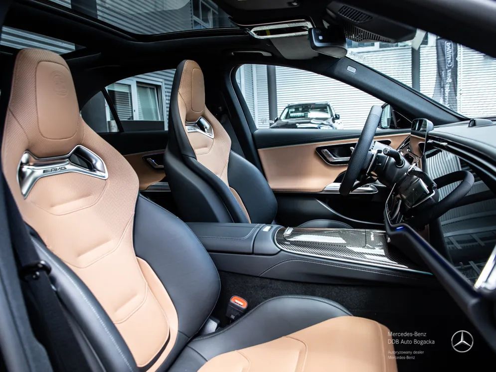 Mercedes-Benz Klasa E E 53e AMG 4M PHEV / Pakiet AMG Premium Plus / 24726 / DDB Auto