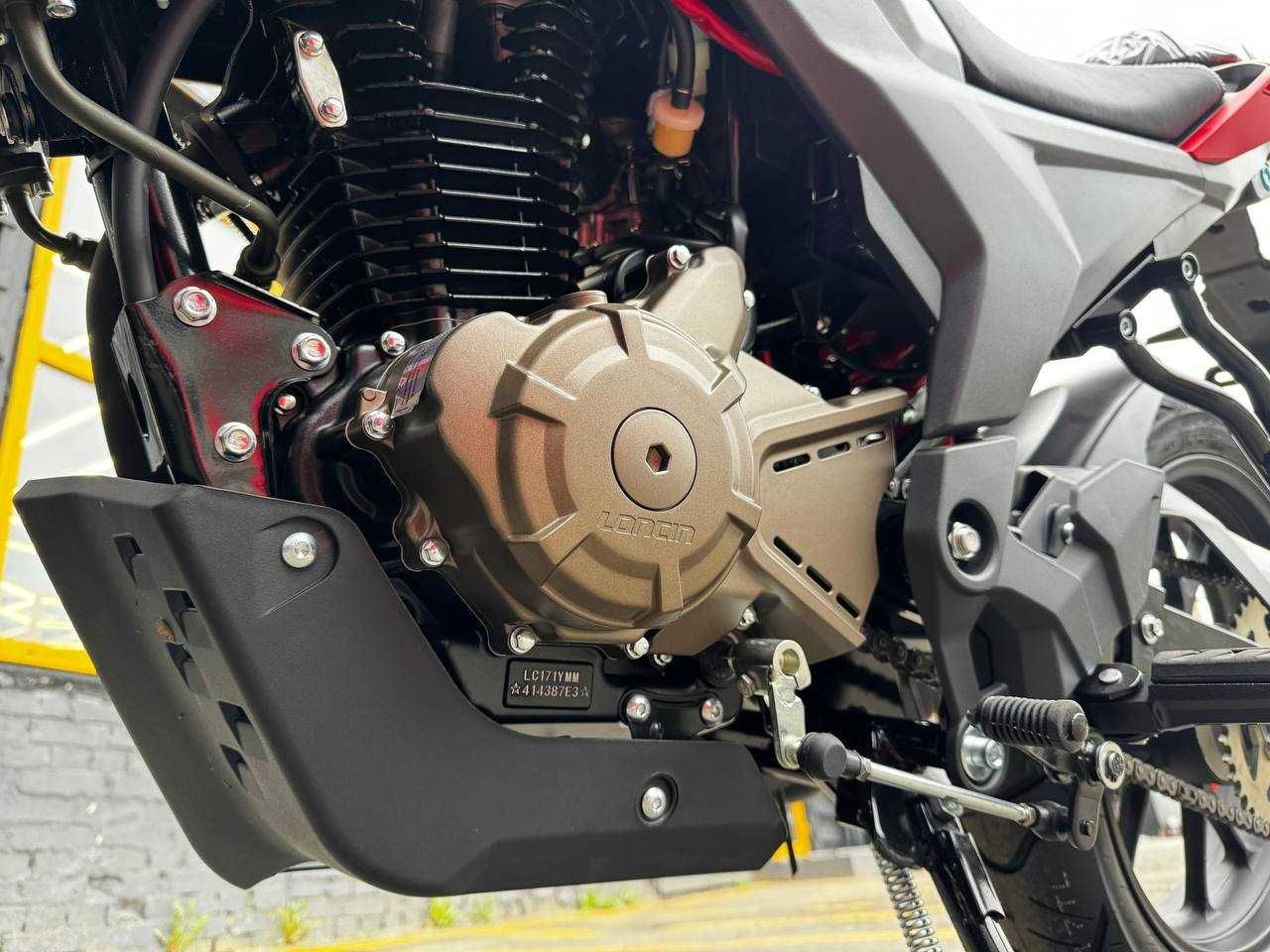 Мотоцикл LONCIN LX250-15D CR4 NEW (двигун LC171YMM)