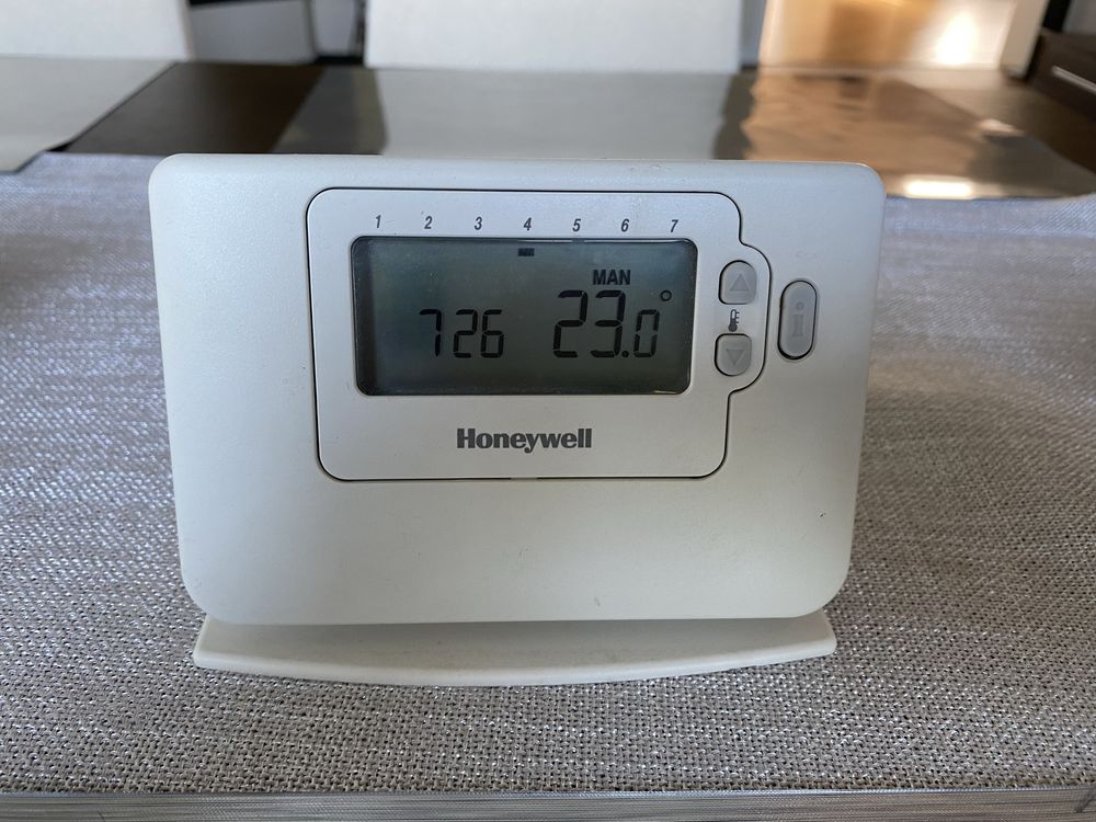 Honeywell regulator pogodowy+ regulator