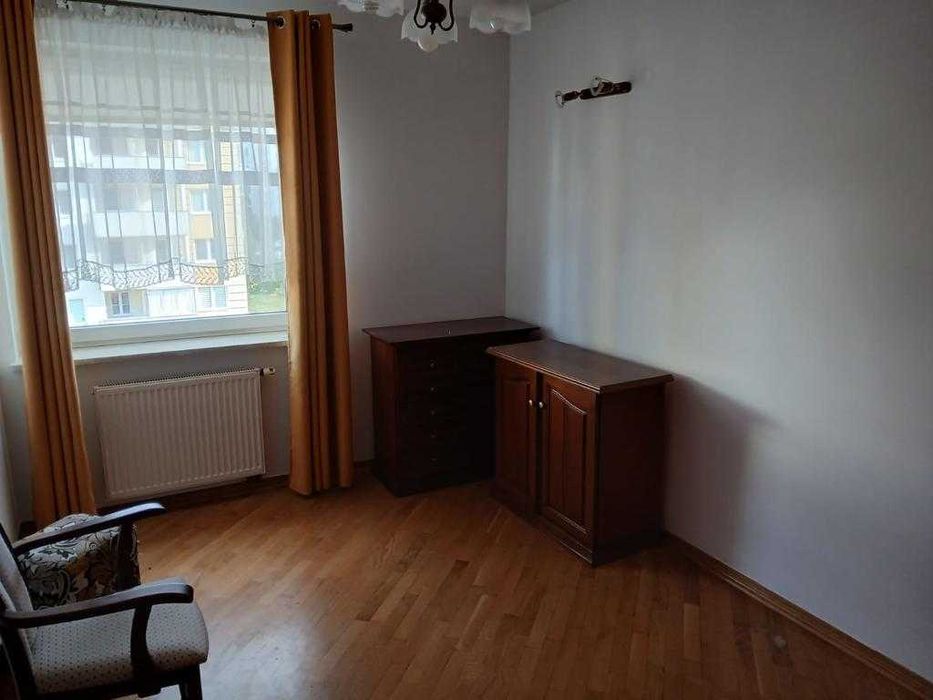 Mieszkanie 70m2 3 pokoje Warszawa Bemowo Metro , parking , plac zabaw.