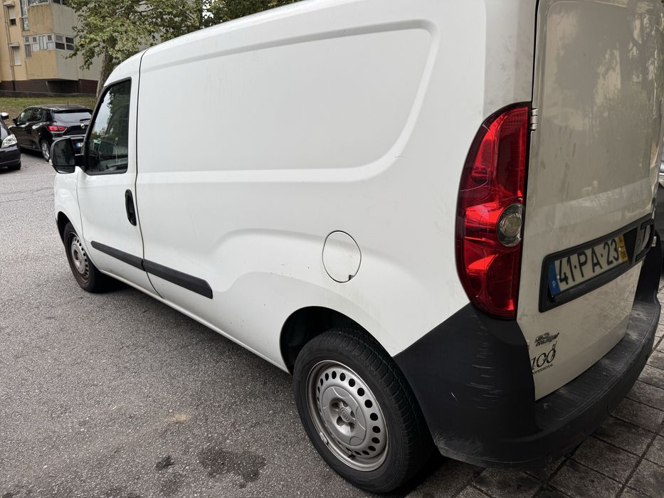 Fiat doblo.    2014