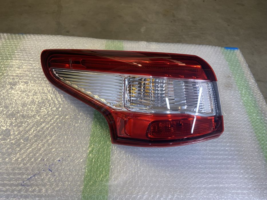 Nissan Qashqai j11/Rogue Sport - Задній L фонарь LED оригінал
