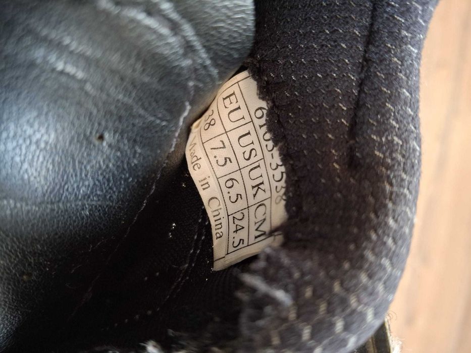 Buty kolarskie / Indoor Cycling Specialized EU38