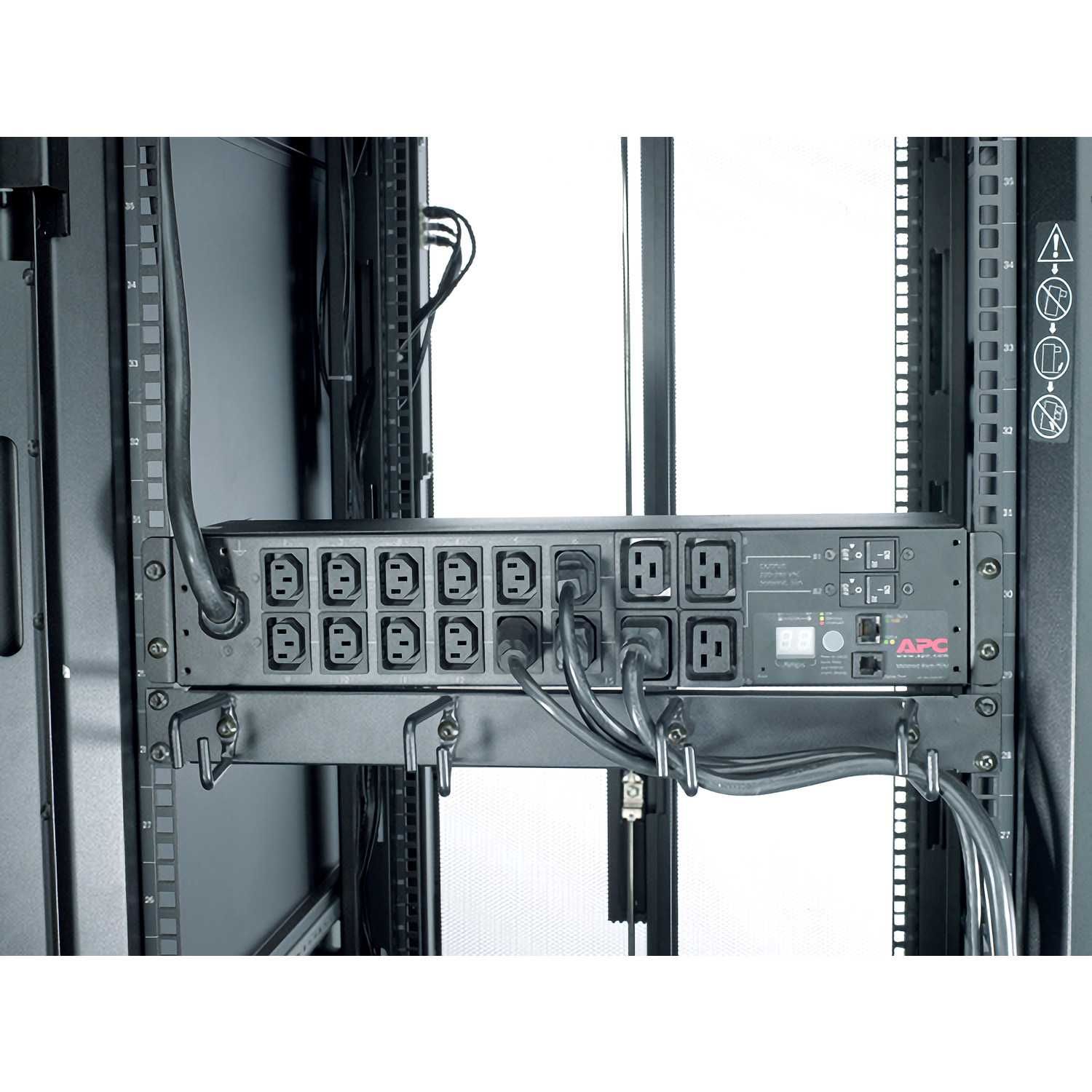 APC AP7822B Metered Rack PDU