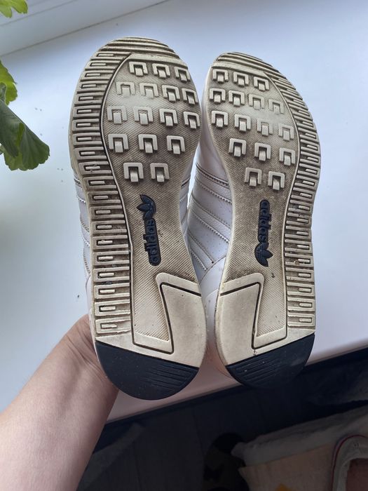 Кросівки Adidas жіночі, 38 роз.