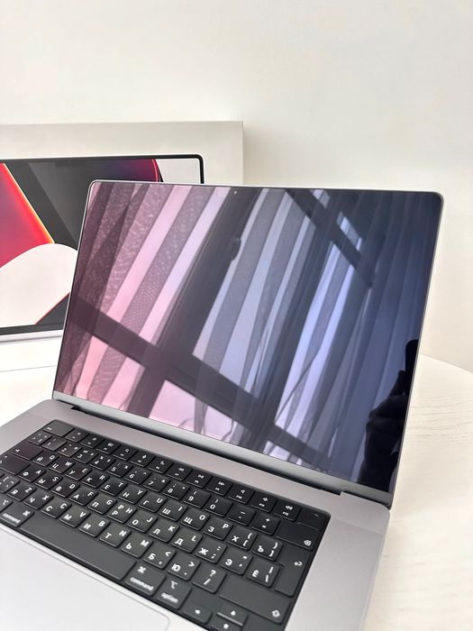 ІДЕАЛ! Macbook pro 16 M1 PRO 512SSD 16GB RAM ноутбук Apple ноут макбук