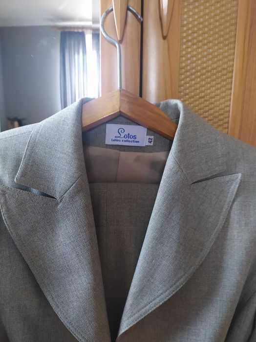 Komplet (marynarka plus spodnie)